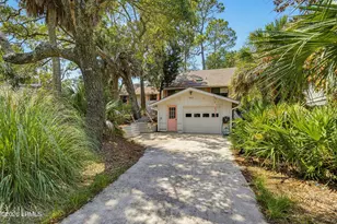 868 Sabal Ct, Ladys Island, SC 29920 - Photo 1