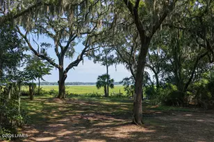 1899 Darby Dr, Beaufort, SC 29902 - Photo 3