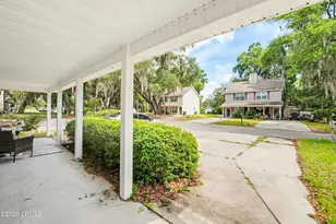 102 Tamara Ln, Port Royal, SC 29935 - Photo 3