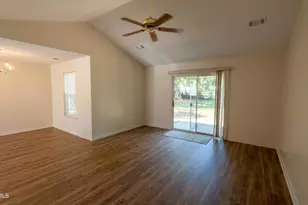 36 Le Moyne Dr, Beaufort, SC 29907 - Photo 3