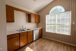 36 Le Moyne Dr, Beaufort, SC 29907 - Photo 7