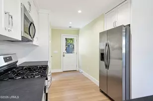 1307 Lafayette St, Beaufort, SC 29902 - Photo 13