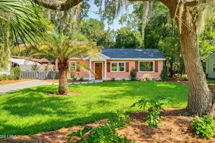 1307 Lafayette St, Beaufort, SC 29902 - Photo 53