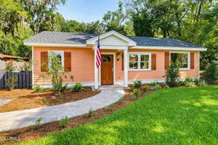 1307 Lafayette St, Beaufort, SC 29902 - Photo 1