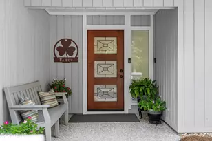 27 Pineland Rd, Hilton Head Island, SC 29926 - Photo 13