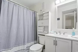 40 Folly Field Rd, Hilton Head, SC 29928 - Photo 21