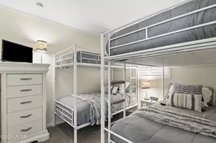 40 Folly Field Rd, Hilton Head, SC 29928 - Photo 23