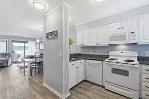 663 William Hilton Pkwy, Hilton Head Island, SC 29928 - Photo 9