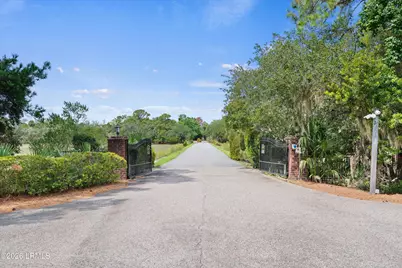 8 Governor Blake Drive, Beaufort, SC 29907 - Photo 3