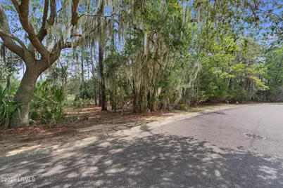 8 Governor Blake Drive, Beaufort, SC 29907 - Photo 9