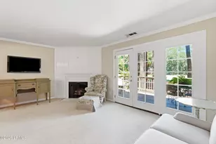 31 Shipyard Dr, Hilton Head, SC 29928 - Photo 3