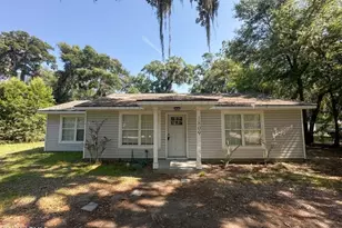 1809 Oconnell St, Beaufort, SC 29902 - Photo 1