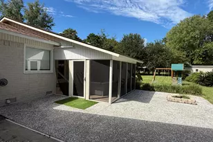 1703 Riverside Dr, Beaufort, SC 29902 - Photo 37