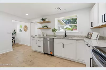 1922 Baggett Street, Beaufort, SC 29902 - Photo 9