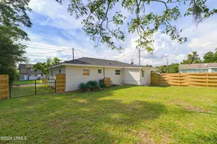 1922 Baggett St, Beaufort, SC 29902 - Photo 29