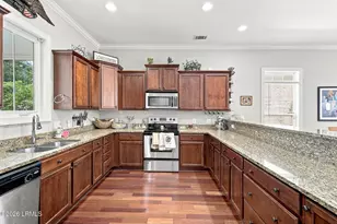 909 12th St, Port Royal, SC 29935 - Photo 21