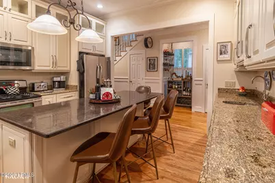 31 Newpoint Road, Beaufort, SC 29907 - Photo 7