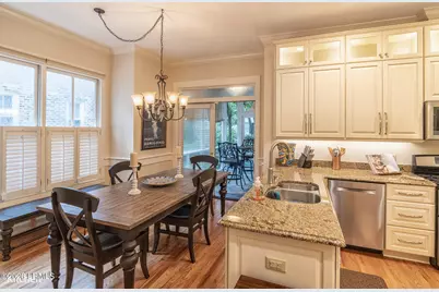 31 Newpoint Road, Beaufort, SC 29907 - Photo 5