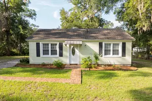 2612 Rodgers Dr, Beaufort, SC 29902 - Photo 1