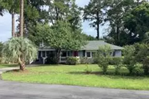2403 Scheper Ln, Beaufort, SC 29902 - Photo 3