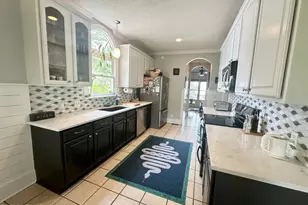 56 Petigru Dr, Beaufort, SC 29902 - Photo 9