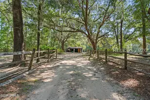 46 Rainbow Rd, Bluffton, SC 29910 - Photo 37