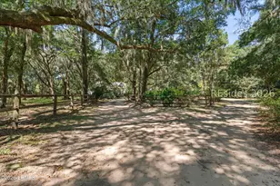 46 Rainbow Rd, Bluffton, SC 29910 - Photo 3
