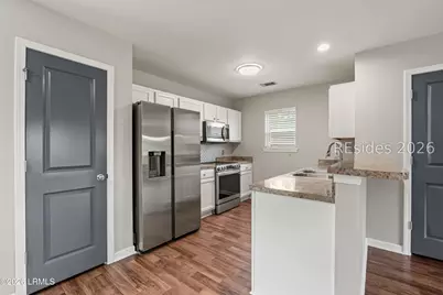 28 E Park Loop, Bluffton, SC 29909 - Photo 5