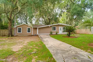 2706 Rosemont Ave, Port Royal, SC 29935 - Photo 1