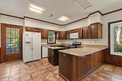 61 Wade Hampton Drive, Beaufort, SC 29907 - Photo 15