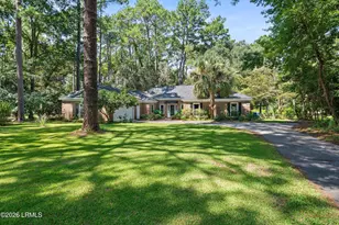 61 Wade Hampton Dr, Beaufort, SC 29907 - Photo 3