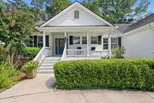 257 Pleasant Point Dr, Beaufort, SC 29907 - Photo 3