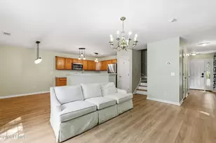 203 Dillard Mill Dr, Bluffton, SC 29909 - Photo 11