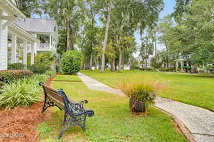 37 Wrights Point Cir, Beaufort, SC 29902 - Photo 5