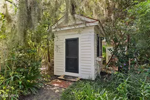 310 Hancock St, Beaufort, SC 29902 - Photo 33
