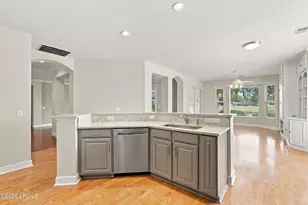 62 Hampton Cir, Bluffton, SC 29909 - Photo 13