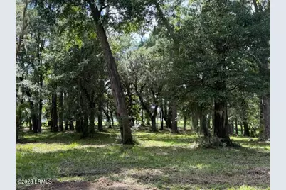 17 Barnwell Drive, Beaufort, SC 29907 - Photo 5