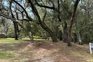 616 Huguenin Dr, Beaufort, SC 29902 - Photo 1