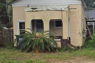 912 La Chere St, Beaufort, SC 29902 - Photo 1