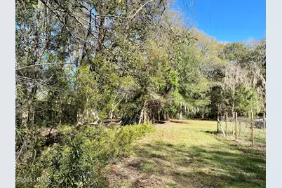 31 Honeysuckle Lane, Beaufort, SC 29907 - Photo 9