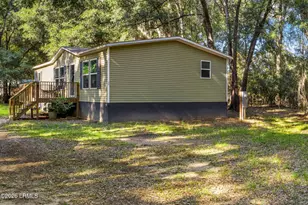 17 Harold Dr, Beaufort, SC 29906 - Photo 5