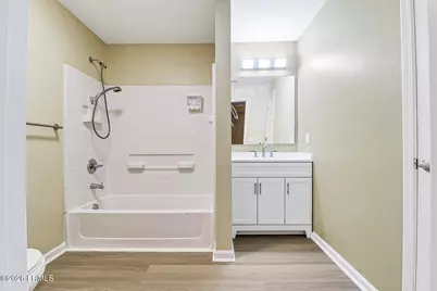 4924 Bluffton Parkway #21-107, Bluffton, SC 29910 - Photo 19
