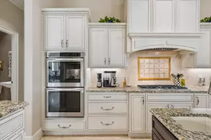526 Colonial Dr, Hilton Head Island, SC 29926 - Photo 9