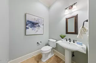 110 Gautier Pl, Beaufort, SC 29902 - Photo 47
