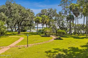 110 Gautier Pl, Beaufort, SC 29902 - Photo 83