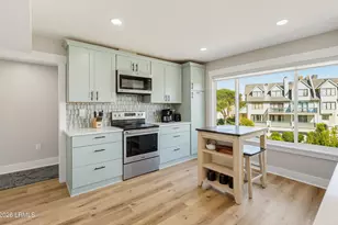 646 Newhaven Ct, Ladys Island, SC 29920 - Photo 23