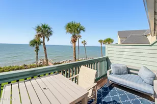 646 Newhaven Ct, Ladys Island, SC 29920 - Photo 9