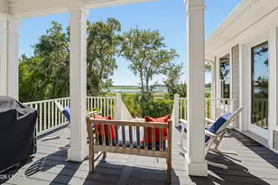1418 Gleasons Landing Dr, Saint Helena Island, SC 29920 - Photo 45
