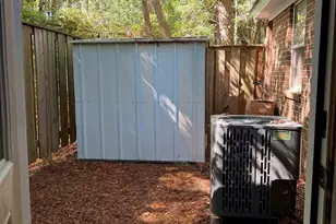 6 Point Comfort Rd, Hilton Head Island, SC 29928 - Photo 9