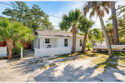 2111 Sea Island Parkway, Harbor Island, SC 29920 - Photo 43